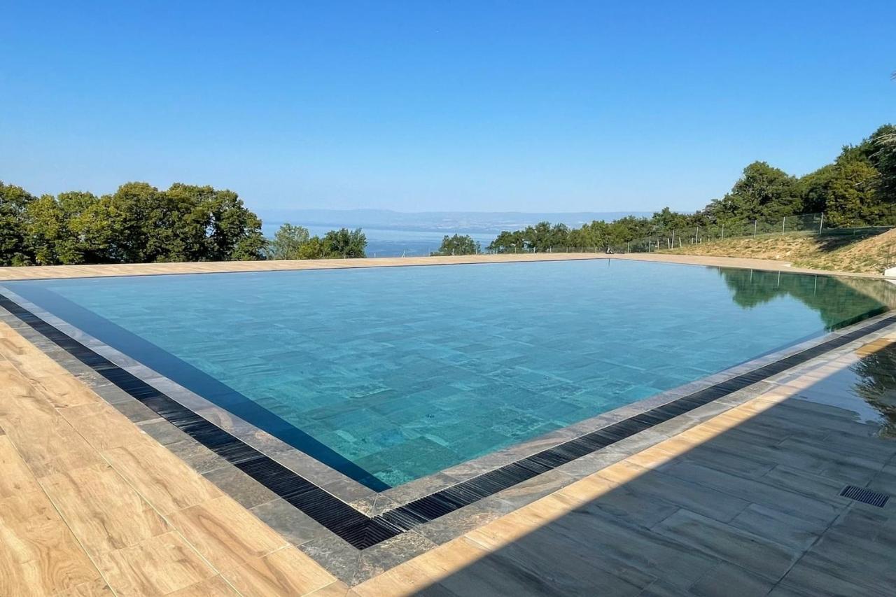 Les Terrasses De Lavaux 1 - Appartement De Luxe Avec Vue Panoramique Et Piscine Puidoux Εξωτερικό φωτογραφία